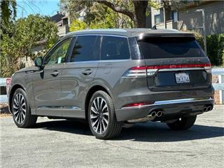 2021 Lincoln Aviator black label grand touring