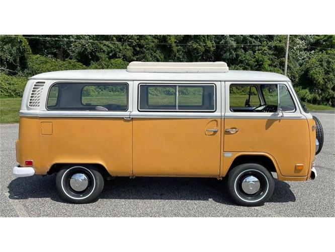 1972 volkswagen bus in west chester, pennsylvania