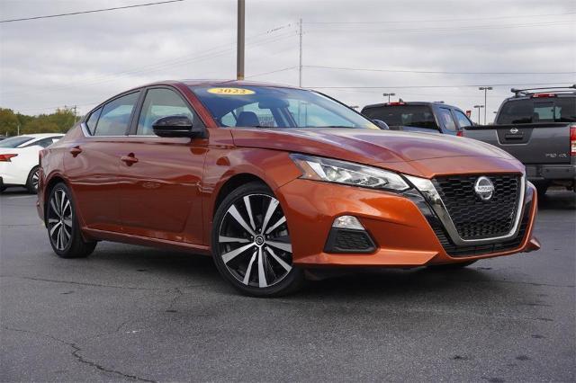 2022 nissan altima 2.0 sr
