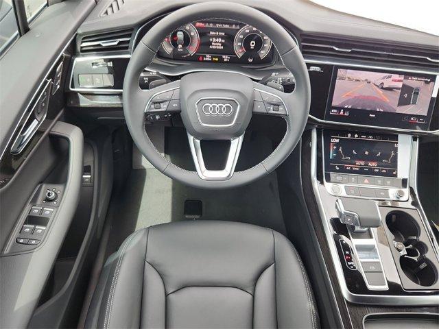 2025 audi q7 premium