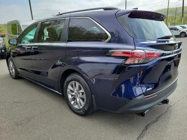 2021 toyota sienna xle 7 passenger in danbury, connecticut