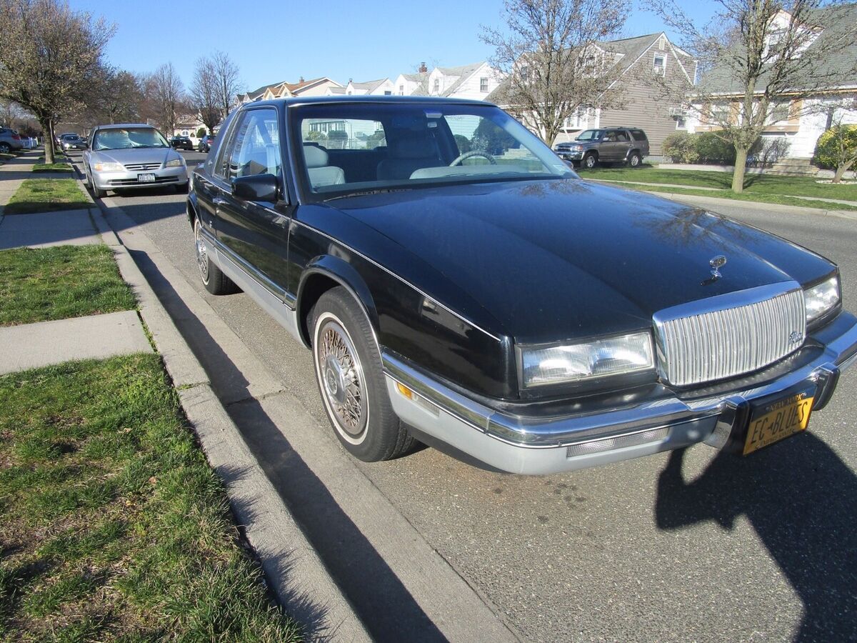 !990 buick riviera