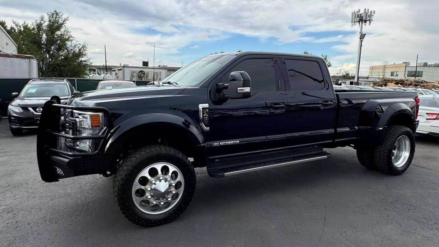 2022 ford f-450 super duty lariat