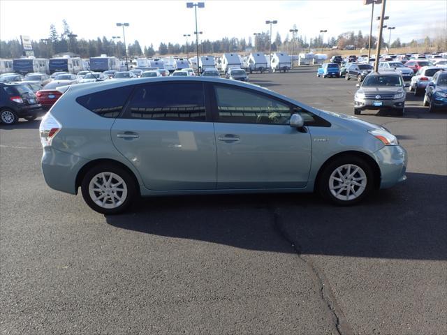 2013 toyota prius v three