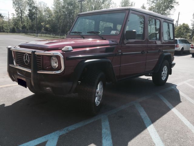 euro mercedes g series 300 - 5 speed - a/c (not a diesel)