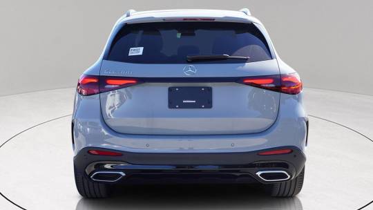 2025 Mercedes-Benz GLC