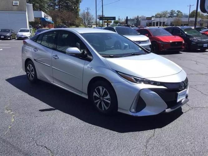 2019 toyota prius prime plus hatchback 4d in richmond, virginia