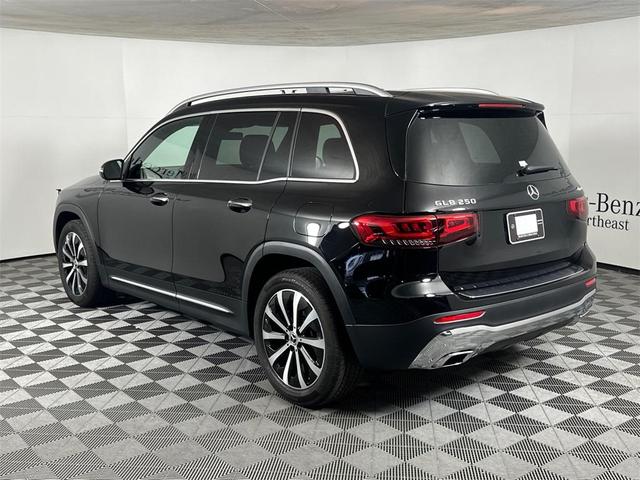 2023 mercedes-benz glb 250 base 4matic