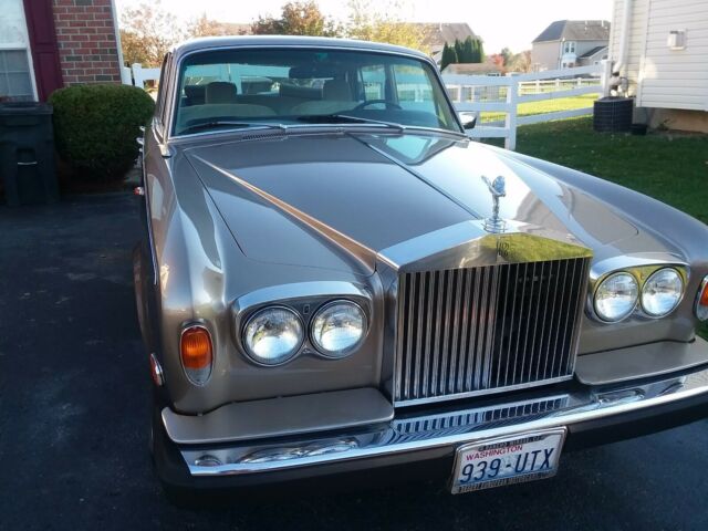 rolls royce silver shadow - clean classic