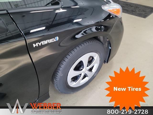 2014 toyota prius four