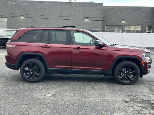 2023 jeep grand cherokee laredo