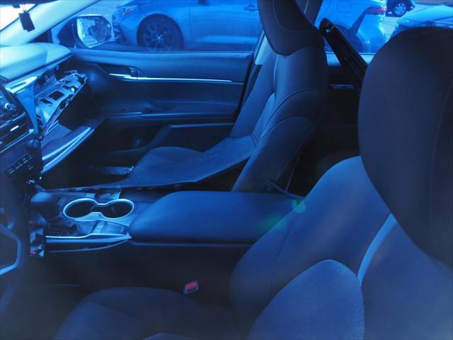 2023 toyota camry le