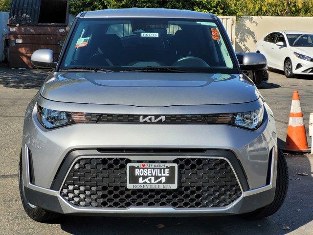 2023 kia soul lx