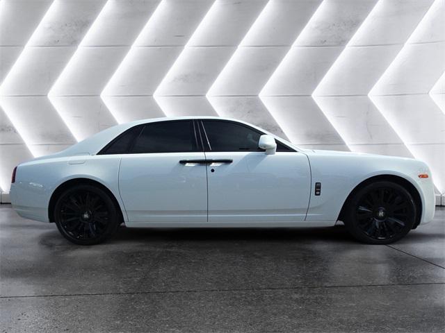 2018 rolls-royce ghost base