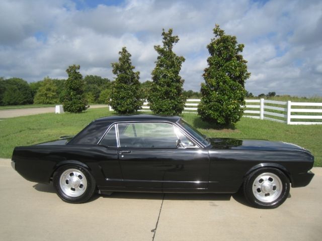 1966 ford mustang coupe restomod v8 auto w/ disc brakes