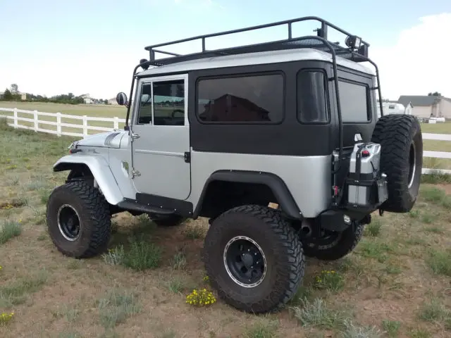 1967 fj40 toyota land cruiser pre import model w rack winch eagle alloys