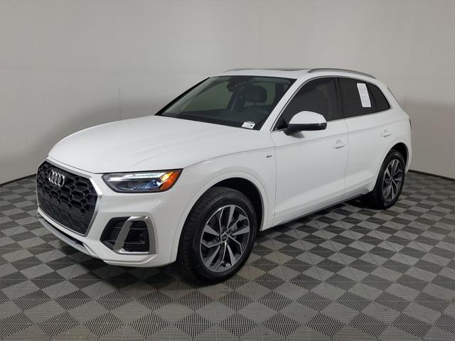 2023 audi q5 45 s line premium plus