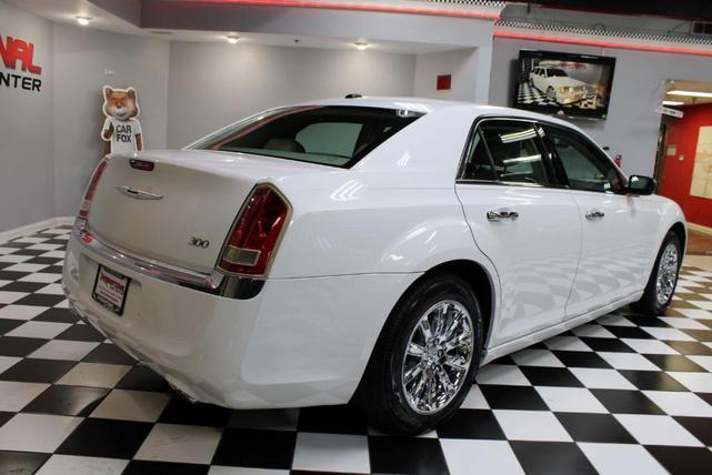 2011 chrysler 300 limited