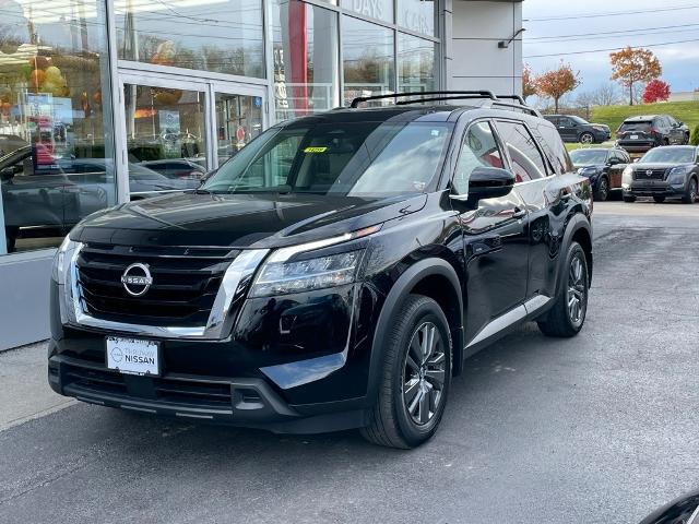 2023 nissan pathfinder sv