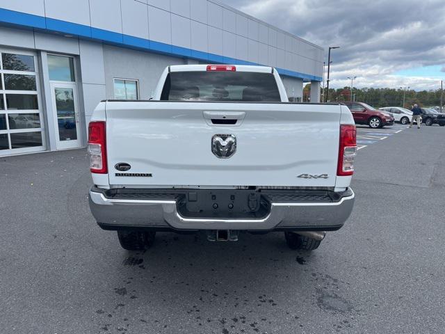 2022 ram 2500 big horn crew cab 4x4 6'4' box