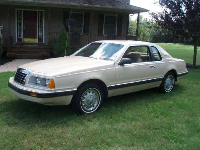 1986 ford thunderbird with 3,671 orig miles,pristine condition, non-finer