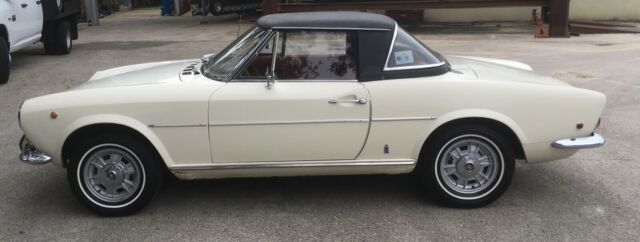 rare 1969 fiat 124 sport convertible - 41,044 original miles, one owner! runs!!