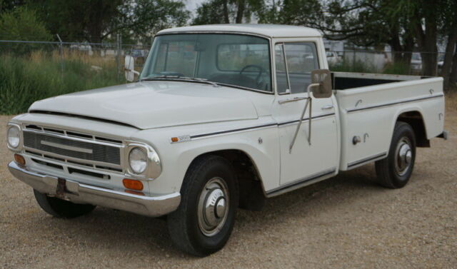 1968 international harvester 1200, original paint, rare automatic, deluxe