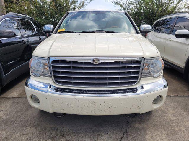2008 chrysler aspen limited