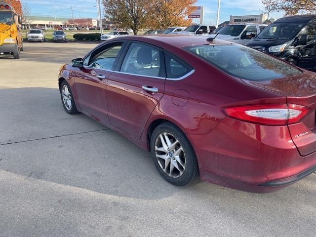 2013 ford fusion se