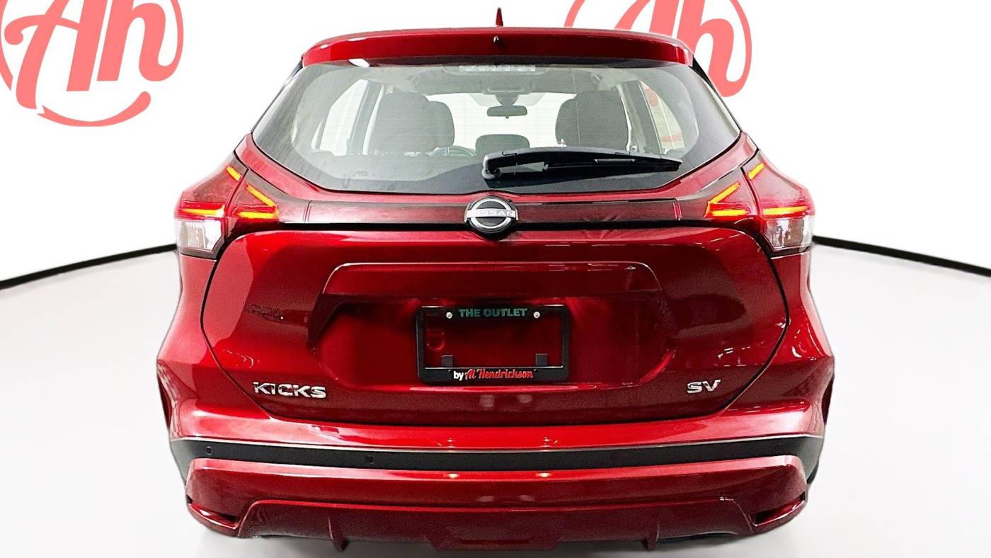 2024 nissan kicks sv