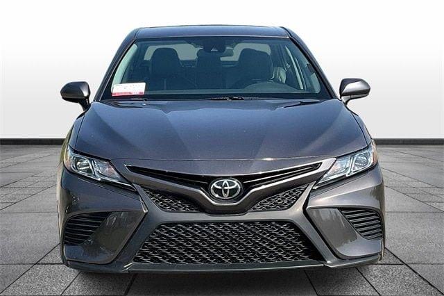 2020 toyota camry se in hutchinson, kansas