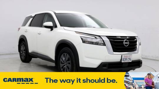 2022 Nissan Pathfinder
