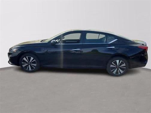 2021 nissan altima 2.5 sv in borough, connecticut