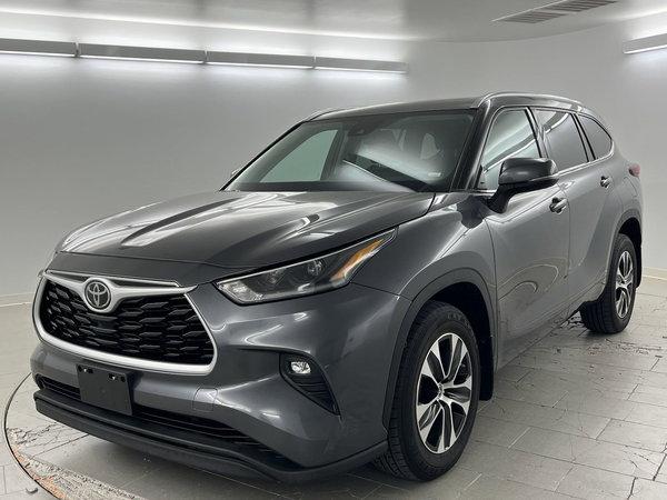 2021 toyota highlander in canton, michigan