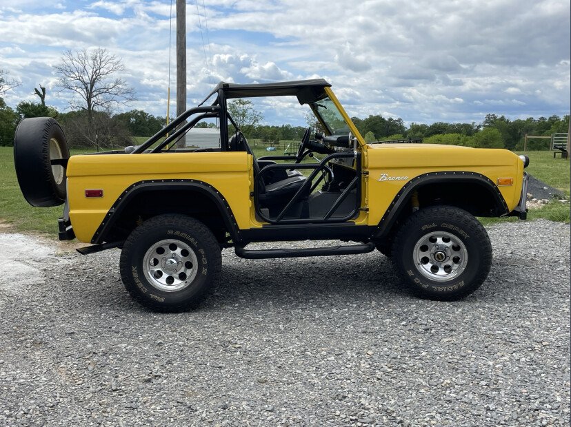 1974 ford bronco 2-door
