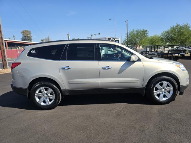 2011 chevrolet traverse lt