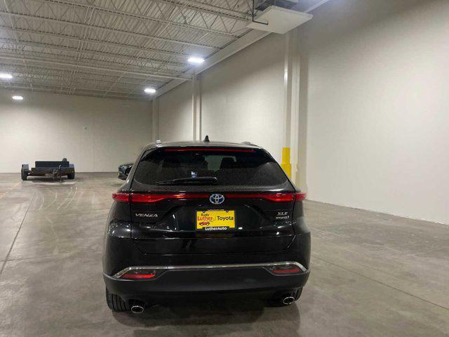 2021 toyota venza xle
