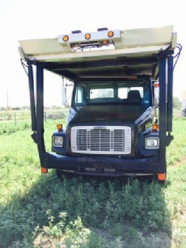 1998 freightliner fl70 30 ft alum 4 car carrier in tampa, fl