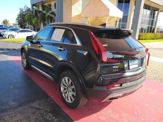 2022 cadillac xt4 premium luxury