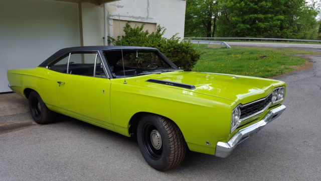 1968 plymouth roadrunner - 440 engine brand new - see pics