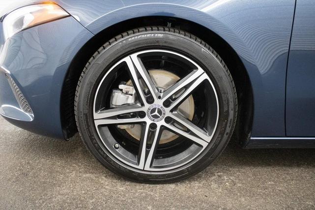 2020 mercedes-benz a-class a 220