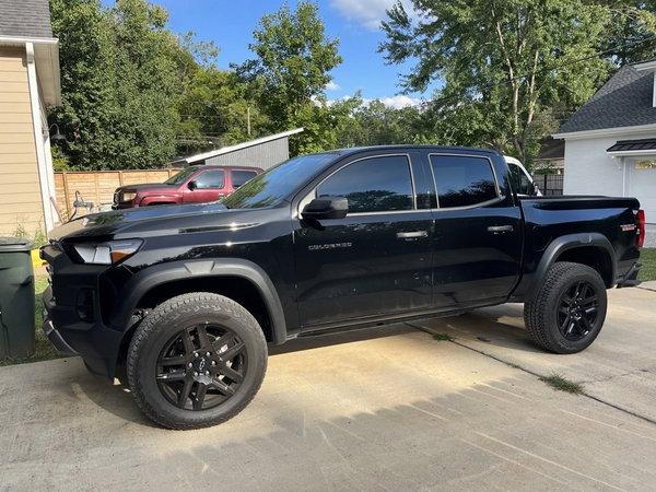 2023 chevrolet colorado in saint paul, minnesota