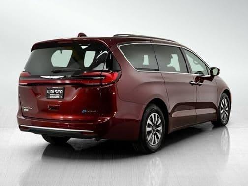 2021 chrysler pacifica hybrid hybrid touring l in minneapolis, minnesota