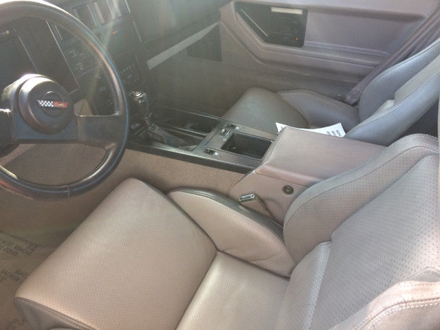 1988 chevrolet corvette garage kept must see