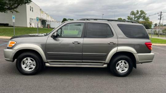 2004 Toyota Sequoia