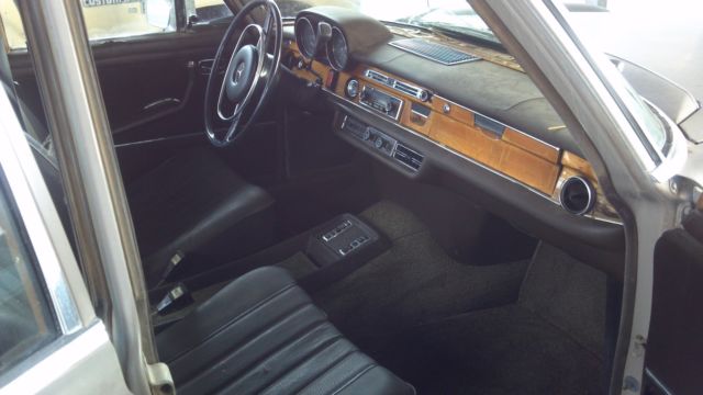 1973 mercedes 280se 4.5 sedan arizona car great driver restore project
