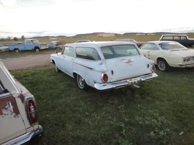 1964 chrysler newport 4 door hardtop station wagon