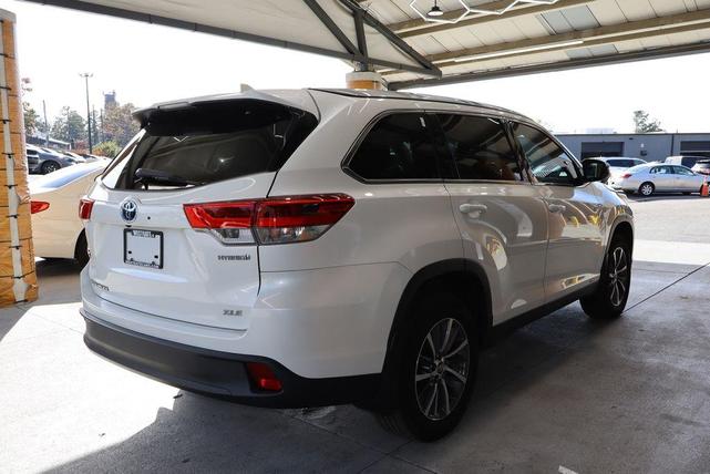 2019 toyota highlander hybrid xle