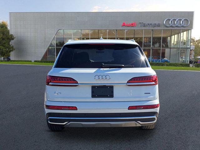 2024 audi q7 55 premium