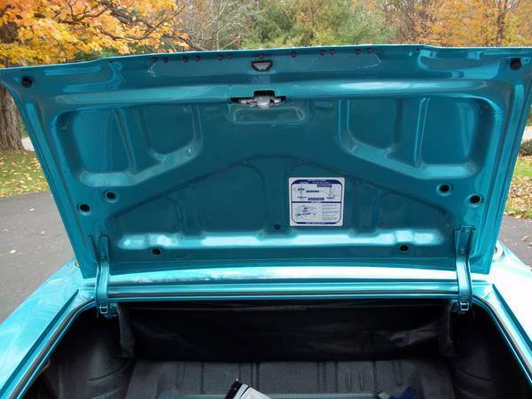 1968 pontiac lemans convertible 350 4bbl 3 speed manual trans. not gto
